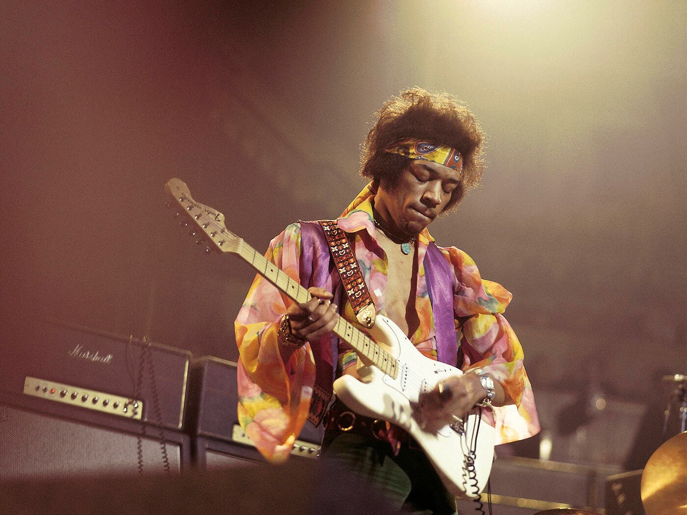 Jimi Hendrix’s 20 Greatest Guitar Moments, Ranked for Hendrix Nesting Coffee Table