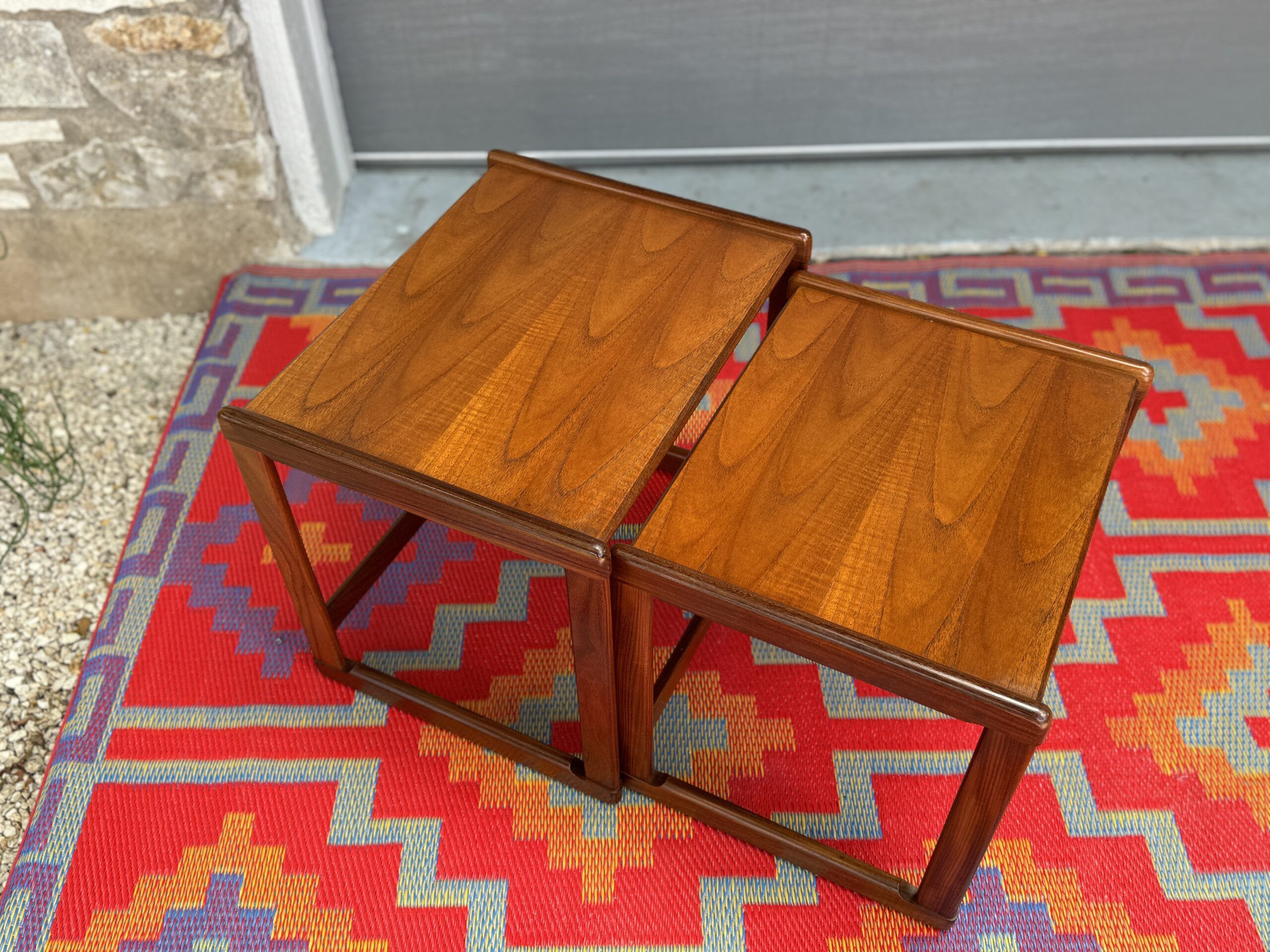 Nesting Tables - Renewed Perspective regarding Unlock Space-Saving Magic with These Smart Nesting Table Ideas