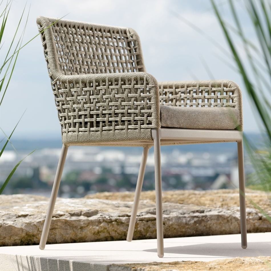 Contemporary Powder Coated Aluminum Rope Outdoor Dining Chair Luxury 5 Star pertaining to Five Mistakes People Make When Buying Outdoor Rope Dining Chairs